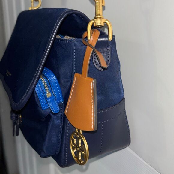 Tory Burch Perry nylon shoulder/crossbody purse bag blue colorblock - Picture 4 of 12